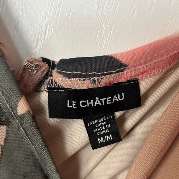 Le Chateau Floral Ruched Dress- Size M - Picture 4 of 4